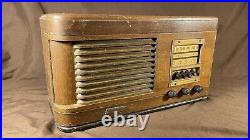 Vintage Admiral Wood Tabletop Shelf Tube Radio Great Decor