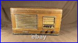 Vintage Admiral Wood Tabletop Shelf Tube Radio Great Decor