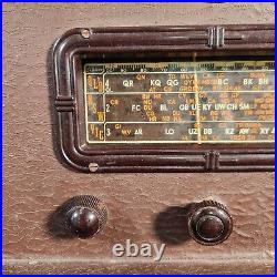 Vintage Aeradio Valve Tube Radio Austalian Made