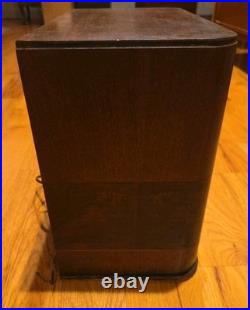 Vintage Airline 93BR-715A Tabletop Pushbutton AM/SW Radio For Restoration