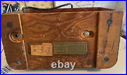 Vintage Antique 1941 FADA model 148 Radio Wood Case Tube