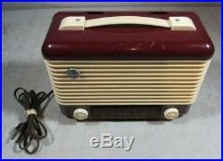 Vintage/Antique 1954 Regal Model 1877 Portable Tube Radio Red & Ivory