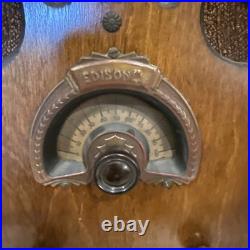 Vintage Antique Edison 1932 R5A Cathedral Radio 5 Tube Rare Model Powers On
