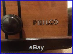 Vintage Antique Philco Tube Radio 37-610 Art Deco Walnut Case. In working order