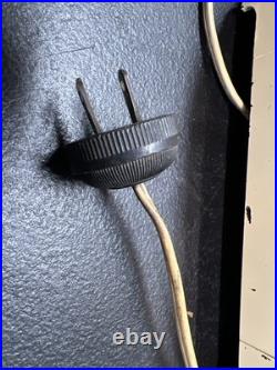 Vintage Art Deco 1947 Ivory Bendix Model 526B Vacuum Tube Radio working Vintage Art Deco 1947 Ivory Bendix Model 526B Vacuum Tube Radio working