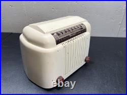 Vintage Art Deco 1947 Ivory Bendix Model 526B Vacuum Tube Radio working Vintage Art Deco 1947 Ivory Bendix Model 526B Vacuum Tube Radio working