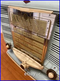 Vintage Art Deco Baby Blue Excelsior SNR52 French Tabletop Tube Radio