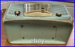 Vintage Art Deco Baby Blue Excelsior SNR52 French Tabletop Tube Radio