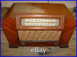 Vintage Art Deco Philco Tube Radio with Wooden Case Model #42-321