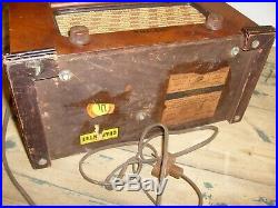 Vintage Art Deco Philco Tube Radio with Wooden Case Model #42-321