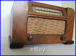 Vintage Art Deco Philco Tube Radio with Wooden Case Model #42-321 & Orginal Box