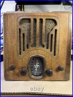 Vintage Art Deco Tombstone Crosley Model 515 Electric Tube Radio Wood Case USA Vintage Art Deco Tombstone Crosley Model 515 Electric Tube Radio Wood Case USA