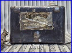 Vintage, Arvin 422 (1941) Metal Tube Table radio