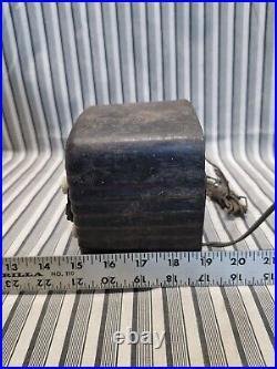 Vintage, Arvin 422 (1941) Metal Tube Table radio