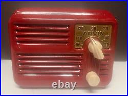 Vintage Arvin 444A metal tube radio