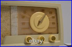 Vintage Arvin 760 T Cream Tube Radio Columbus Indiana Cream Color WORKS