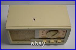 Vintage Arvin 760 T Cream Tube Radio Columbus Indiana Cream Color WORKS