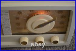 Vintage Arvin 760 T Cream Tube Radio Columbus Indiana Cream Color WORKS