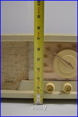 Vintage Arvin 760 T Cream Tube Radio Columbus Indiana Cream Color WORKS