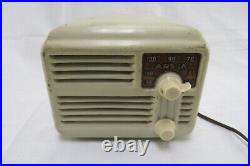 Vintage Arvin Midget Tube AM Radio Model 444 / 444A with Backplate Rare