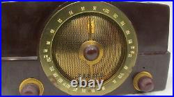 Vintage Bakelite Zenith AM/FM Tube Radio Model T825 black for restoration
