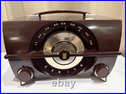 Vintage Bakelite Zenith Vacuum Tube Radio Phono Input Untested
