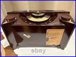 Vintage Bakelite Zenith Vacuum Tube Radio Phono Input Untested