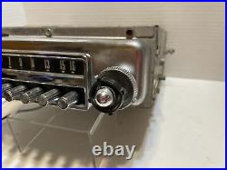 Vintage Beautiful 1954 Ford AM Car Tube Radio 4SF49055 FOMOCO AS-IS Parts Only