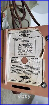 Vintage Bendix Aviation Corporation Model 114 Art Deco Plastic Tan Brown Radio