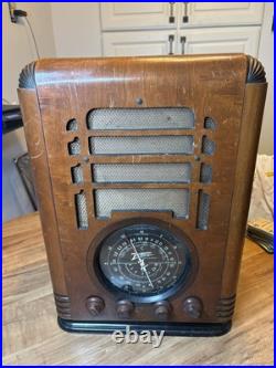 Vintage Black Dial Zenith 5f-134 Art Deco Tombstone Radio 1935