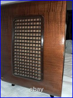 Vintage Blaupunkt Verona 20103 German Tube Radio AM/FM/SW 1960's - WORKS