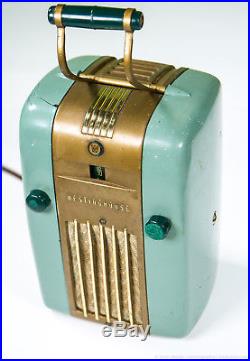 Vintage Blue 1940s WESTINGHOUSE H-125 Little Jewel Refrigerator Tube Radio USA