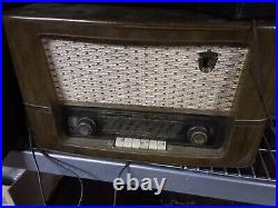 Vintage Braun R555UKW German Tube Radio