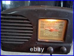 Vintage Bullett Streamline Table Radio Vintage Bullett Streamline Table Radio