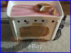 Vintage CBS 2160 Travler T-201 AM Tube Radio Pink & White Retro Jetsons Styling