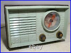 Vintage CORONADO Radio MODEL 05RA37-43-8360A Working