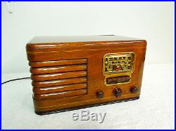 Vintage CROSLEY Model 21AQ Tube Radio with shortwave/police Rare n Clean Original