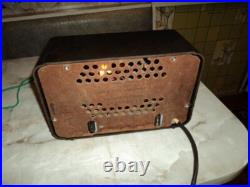 Vintage Collectible Rare Tube radio Moskvich. USSR