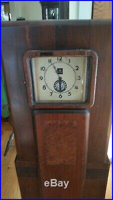 Vintage Columaire Columnaire Skyscraper Westinghouse Tube Radio withClock Working