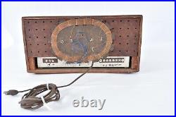 Vintage Columbia Contemporary Wooden Case Vacuum Tube Radio