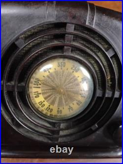 Vintage Coronado'Jewel' Bakelite AM tube Radio Model 43-8160 1947 Art Deco