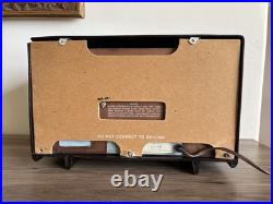 Vintage Coronado tube Radio 1950 mint green sea foam am radio works mid century Vintage Coronado tube Radio 1950 mint green sea foam am radio works mid century