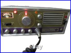 Vintage Courier Royale CB Radio Tube Radio withMicrophone Clean READ DESCRIPTION