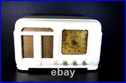 Vintage Crack Free Art Deco Fada Antique Solid Ivory Color Bakelite Tube Radio