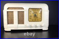 Vintage Crack Free Art Deco Fada Antique Solid Ivory Color Bakelite Tube Radio