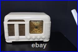 Vintage Crack Free Art Deco Fada Antique Solid Ivory Color Bakelite Tube Radio