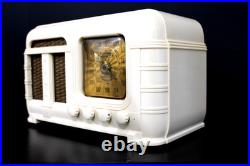 Vintage Crack Free Art Deco Fada Antique Solid Ivory Color Bakelite Tube Radio