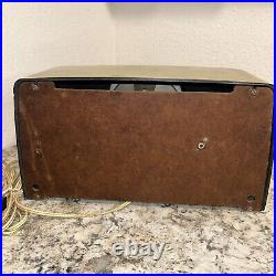 Vintage Crosley 10 137 Tube Radio Mint Gold Art Deco