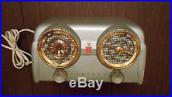 Vintage Crosley 1950's Studebaker D-25 Dashboard Tube Clock Radio Works, Clean
