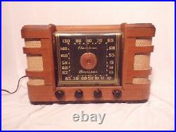 Vintage Crosley American Overseas 66TC 66 TC Wooden Vacuum Tube Table Top Radio